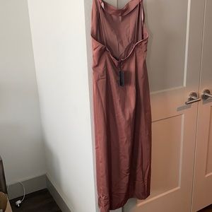 Never worn Revolve Malia Midi dress in Mauve XL